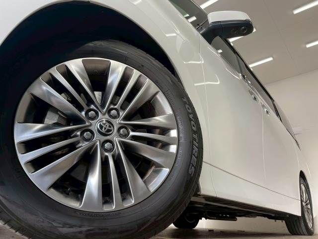 TOYOTA ALPHARD HYBRID 2023 Image 31