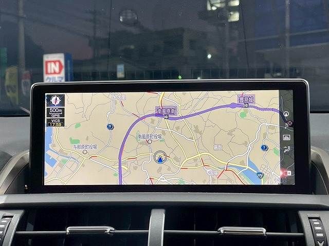 TOYOTA LEXUS NX300H 2018 Image 31