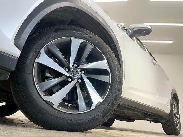 TOYOTA LEXUS NX300H 2018 Image 31