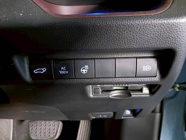 TOYOTA RAV4 HYBRID 4WD 2019 Image 31