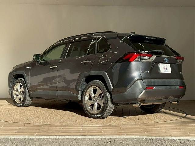 TOYOTA RAV4 HYBRID 4WD 2019 Image 31