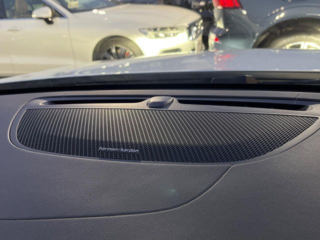 VOLVO V60 2022 Image 31