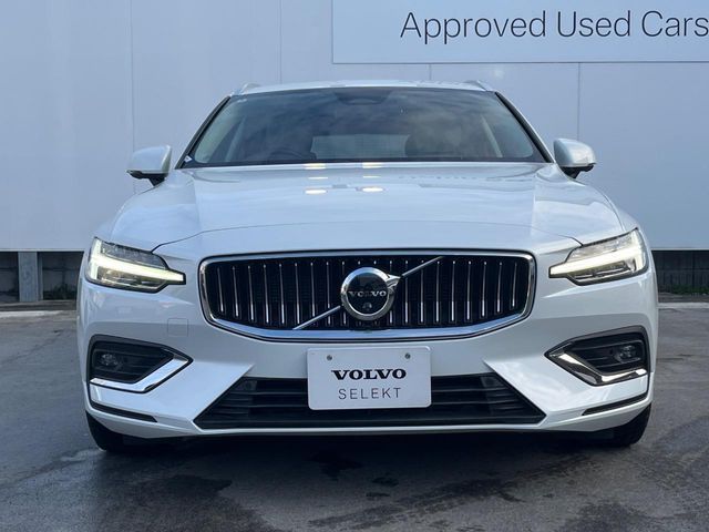 VOLVO V60 2022 Image 31