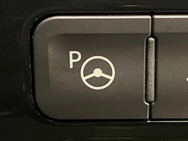 TOYOTA PRIUS 2017 Image 31