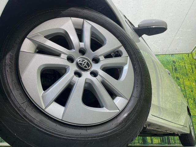 TOYOTA PRIUS 2017 Image 31