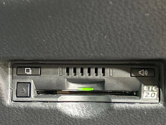 TOYOTA C-HR 2017 Image 31