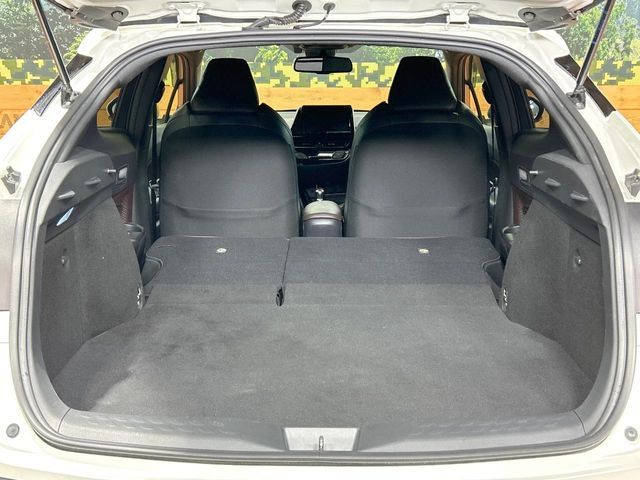 TOYOTA C-HR 2017 Image 31