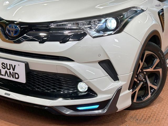 TOYOTA C-HR 2017 Image 31