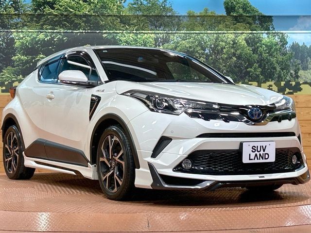 TOYOTA C-HR 2017 Image 31