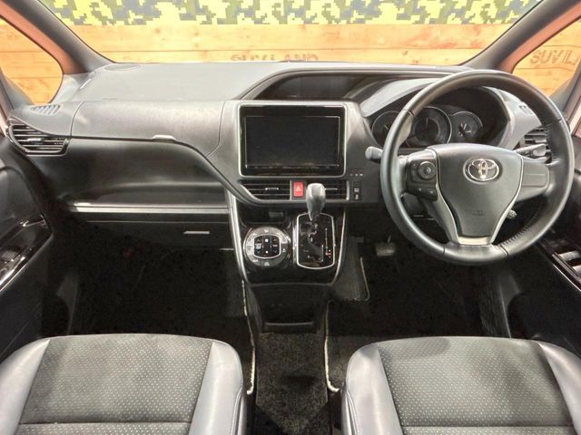 TOYOTA VOXY 2021 Image 31