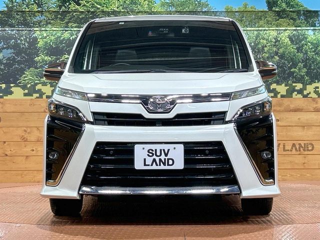 TOYOTA VOXY 2021 Image 31