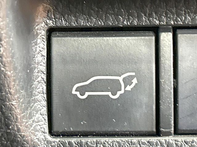 TOYOTA RAV4 HYBRID 4WD 2021 Image 31