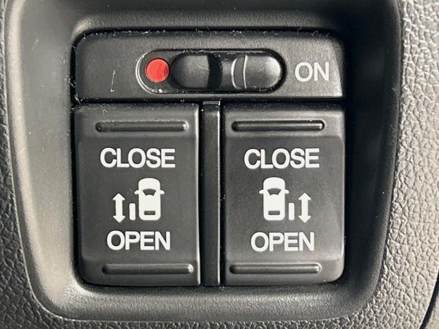 HONDA N BOX CUSTOM 2015 Image 31