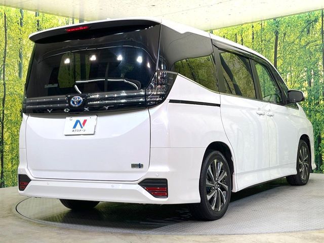 TOYOTA VOXY HYBRID 2022 Image 31