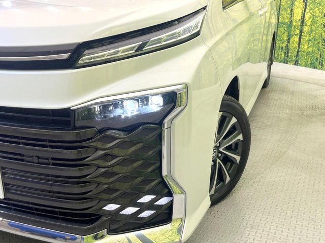 TOYOTA VOXY HYBRID 2025 Image 31