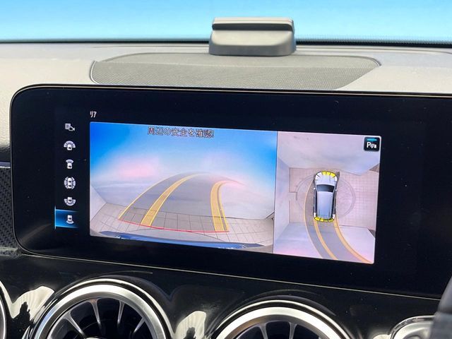 MERCEDES BENZ GLB 2021 Image 31