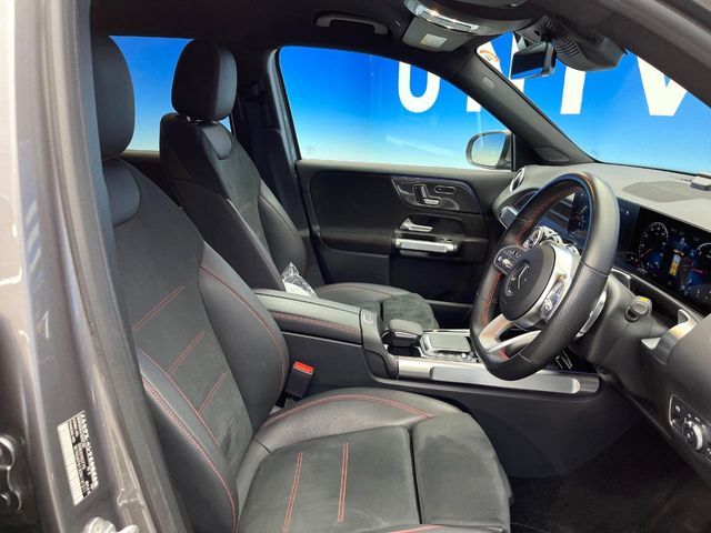 MERCEDES BENZ GLB 2021 Image 31
