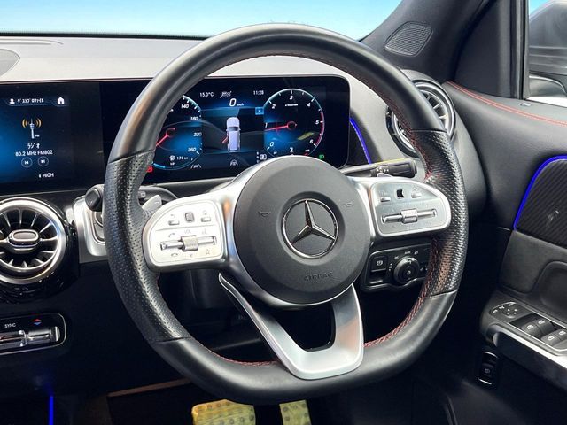 MERCEDES BENZ GLB 2021 Image 31