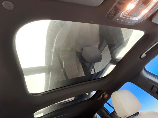 MERCEDES BENZ GLB 2021 Image 31