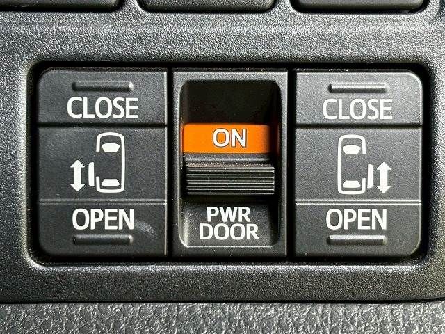 TOYOTA ESQUIRE HYBRID 2019 Image 31