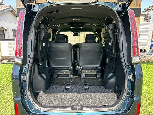 TOYOTA ESQUIRE HYBRID 2019 Image 31