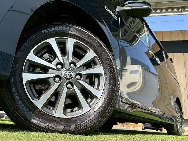 TOYOTA ESQUIRE HYBRID 2019 Image 31