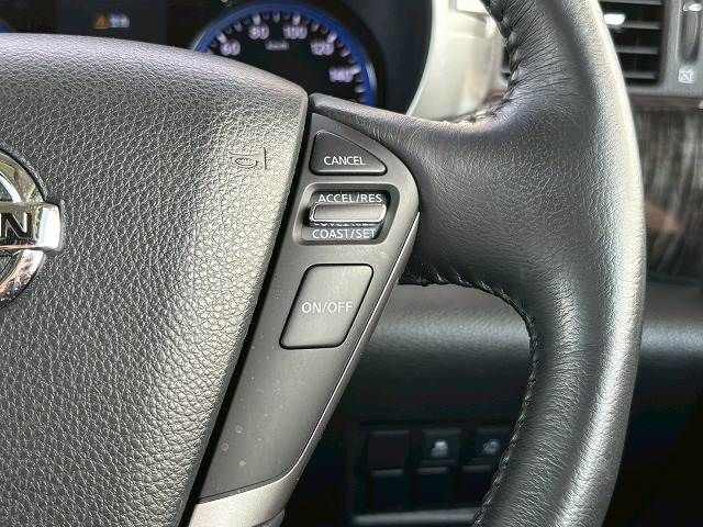 NISSAN ELGRAND 2015 Image 31