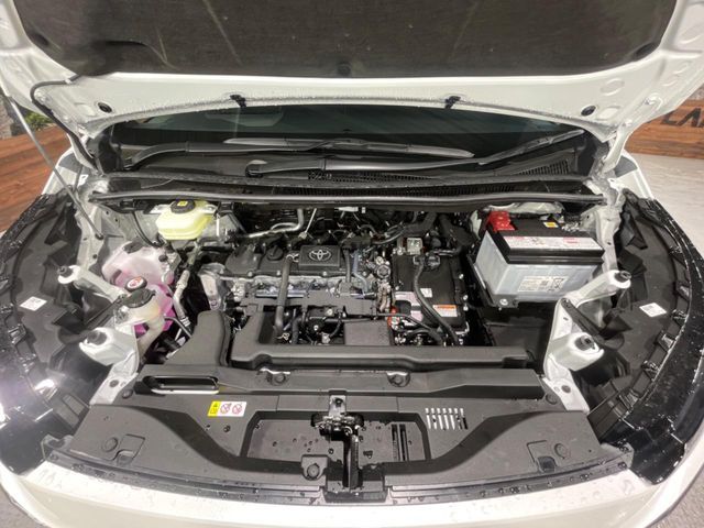 TOYOTA VOXY HYBRID 2025 Image 31