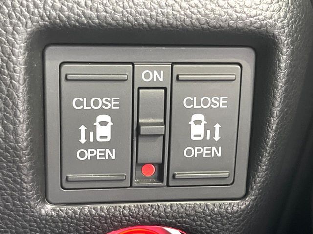 HONDA N BOX CUSTOM 2018 Image 31