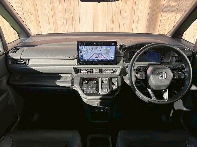 HONDA STEPWAGON E:HEV SPAD 2022 Image 31