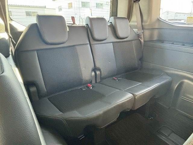 HONDA STEPWAGON E:HEV SPAD 2022 Image 31