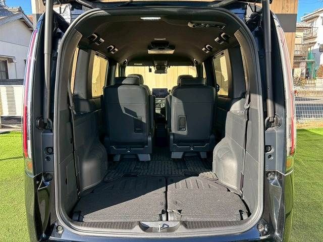 HONDA STEPWAGON E:HEV SPAD 2022 Image 31