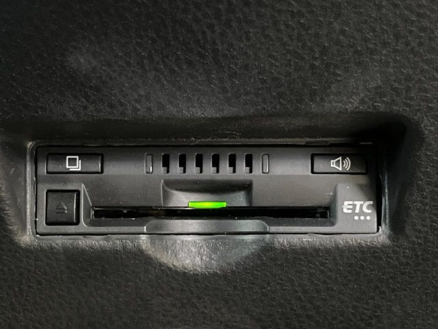 TOYOTA C-HR 2018 Image 31