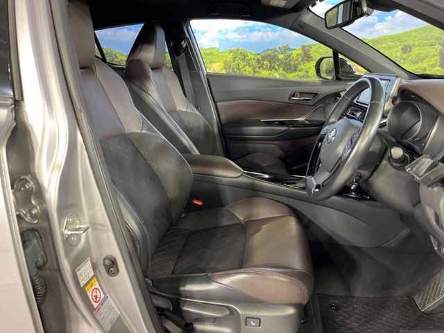 TOYOTA C-HR 2018 Image 31