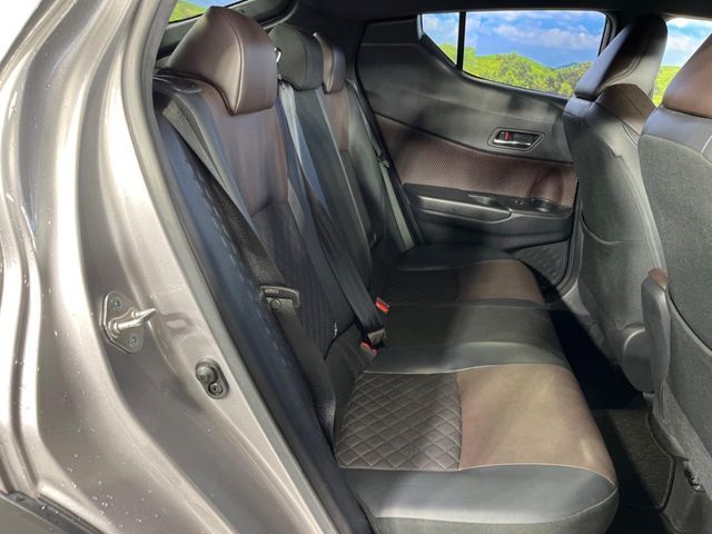 TOYOTA C-HR 2018 Image 31