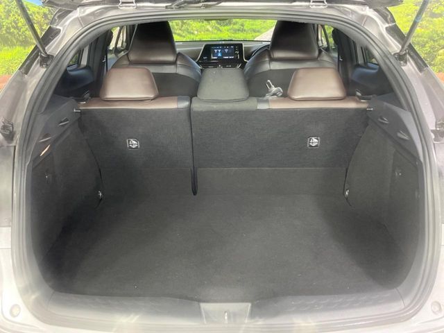 TOYOTA C-HR 2018 Image 31