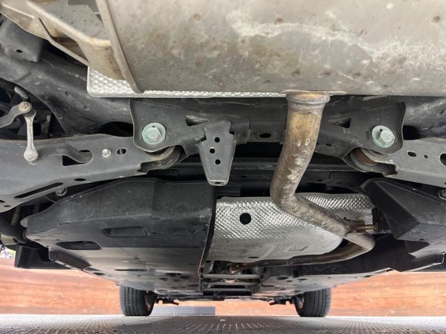 TOYOTA C-HR 2018 Image 31