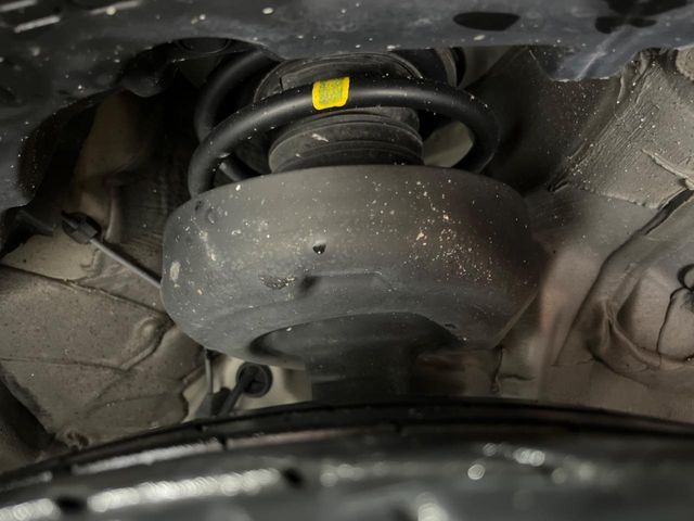 TOYOTA C-HR 2018 Image 31