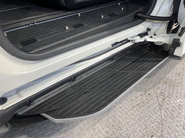 TOYOTA VOXY HYBRID 2023 Image 31