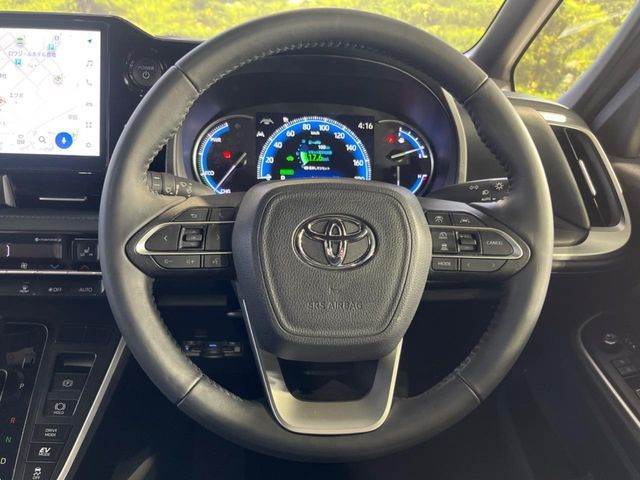 TOYOTA VOXY HYBRID 2023 Image 31