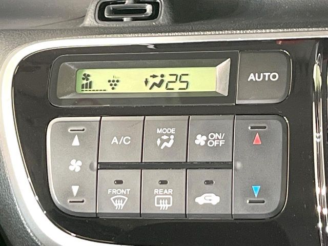 HONDA N BOX 2016 Image 31