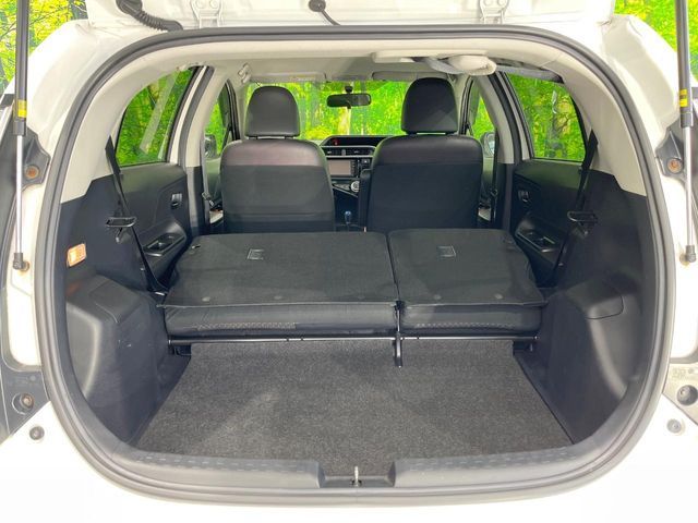 TOYOTA AQUA 2015 Image 31