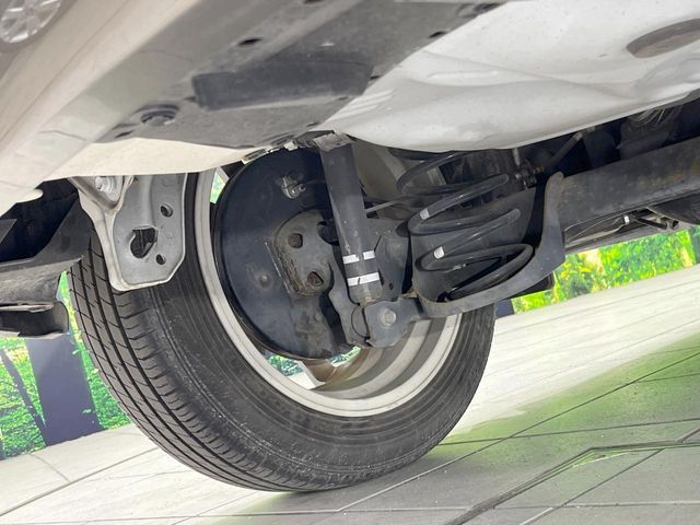 TOYOTA AQUA 2015 Image 31