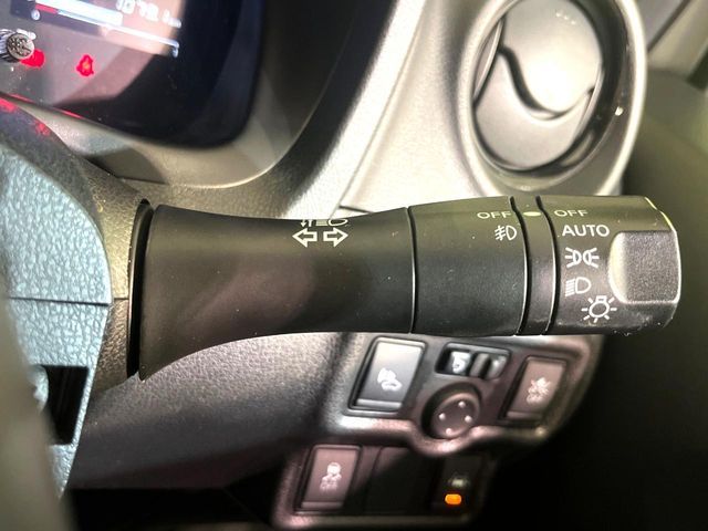 NISSAN NOTE 2017 Image 31