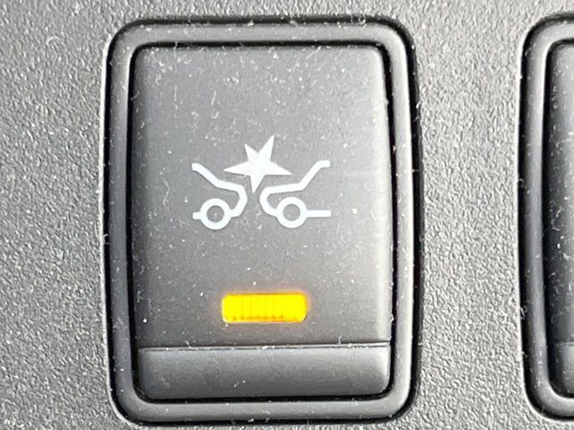 NISSAN SERENA  S-HYBRID 2015 Image 31