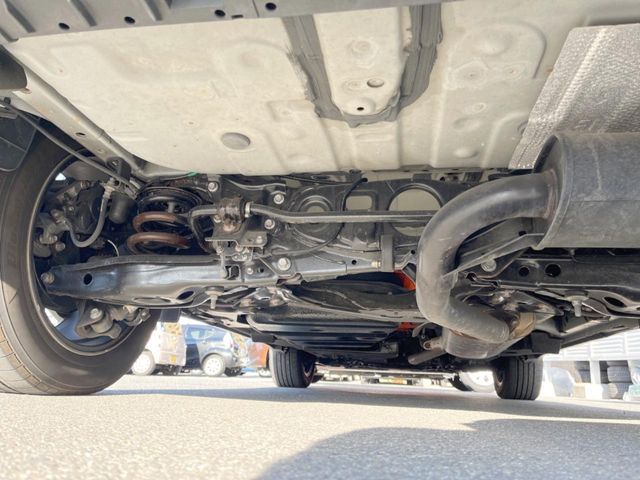 TOYOTA LEXUS NX300H 2015 Image 31