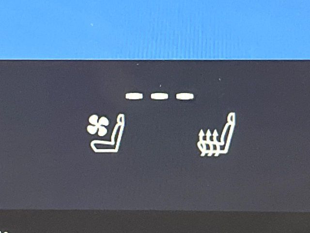 TOYOTA LEXUS NX350H 2023 Image 31