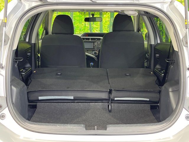 TOYOTA AQUA 2013 Image 31