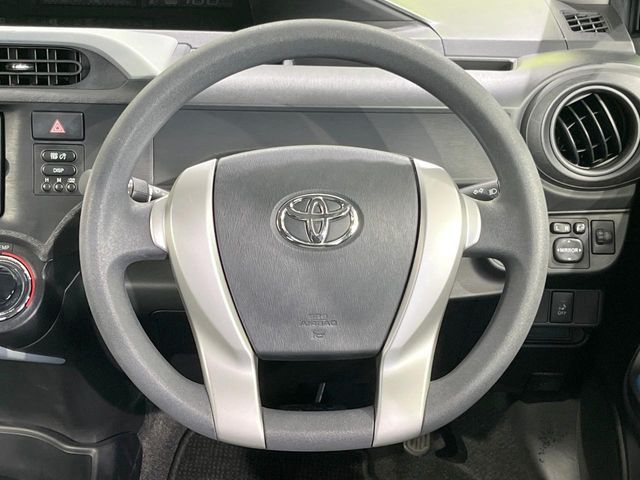 TOYOTA AQUA 2013 Image 31