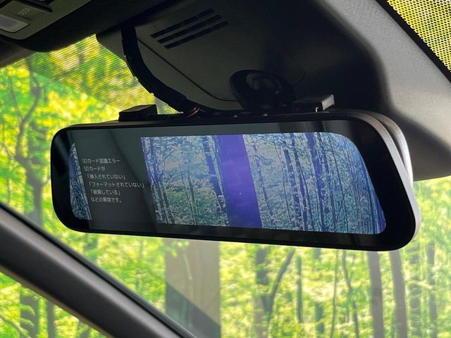 TOYOTA VOXY HYBRID 2025 Image 31